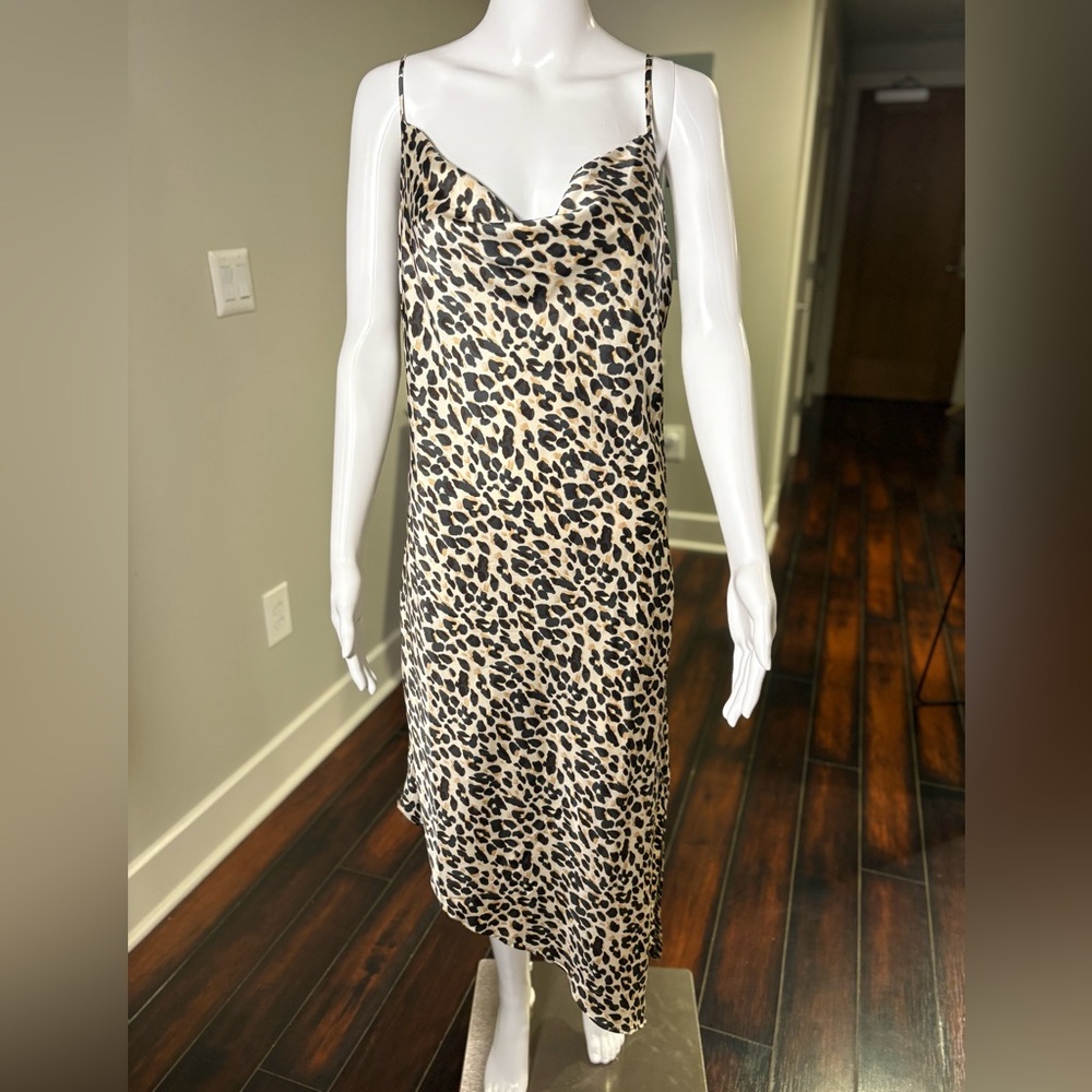 Forever 21 Animal Print Dress Size Large
